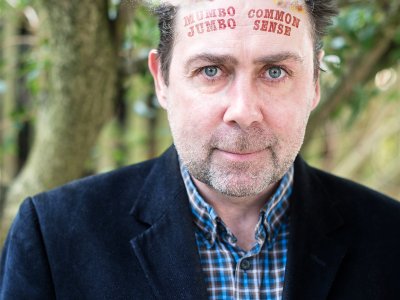 Sean Hughes – Mumbo Jumbo