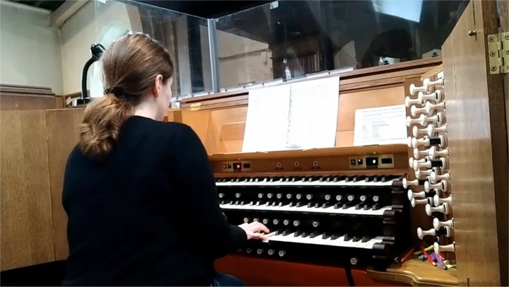 Hannah Gill - Organist