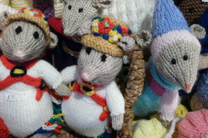 knitting group