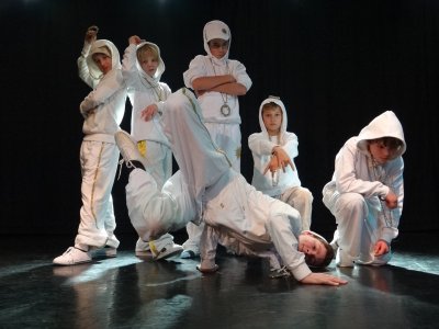 Looking to stage a cool, modern nativity this Christmas?