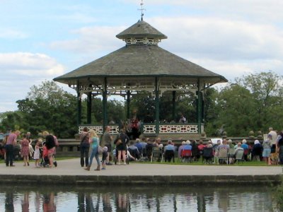 Music on the Bandstand - Musica Batley and Musica Holme Valley