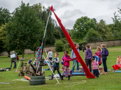 Outdoor Sculpture Building: Come Rain, Come Shine