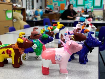 Paint Your Own Snowdog Workshop at Holmfirth Artweek (Adult)