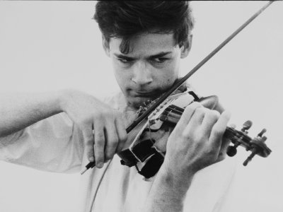 Tony Conrad: Completely in the Present