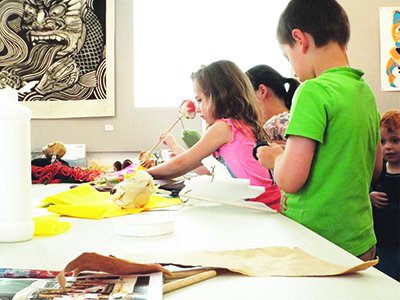 Drop-in family print activity