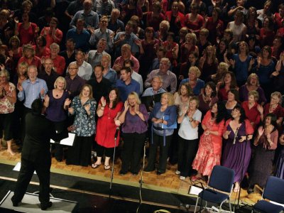 Big Noise Chorus at Extraordinary Bodies "Weighting" Show