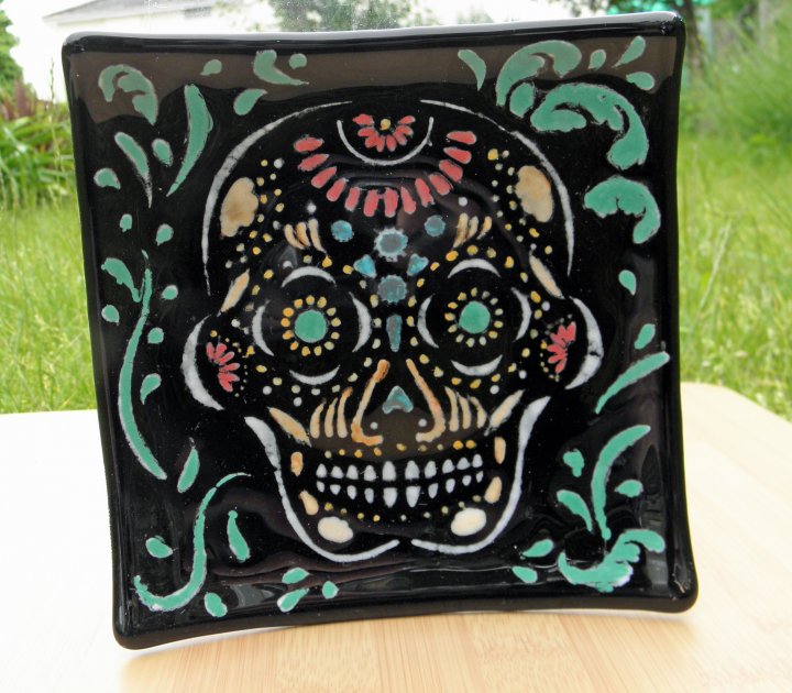 Black Sugar Skull Dish