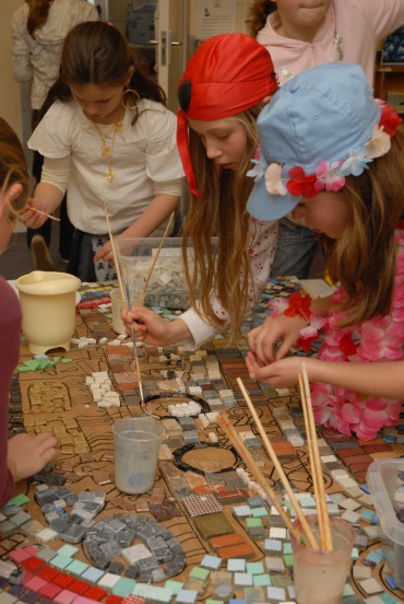 Galmpton Primary Mosaic Workshop