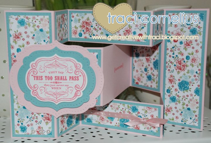 Tri-Fold Shutter Card Female