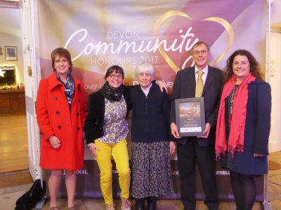 THE BEEHIVE AWARDED ‘COMMUNITY CENTRE OF THE YEAR’